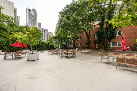 55 West Chestnut Street Chicago IL 60610