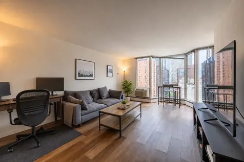 55 West Chestnut Street Chicago IL 60610