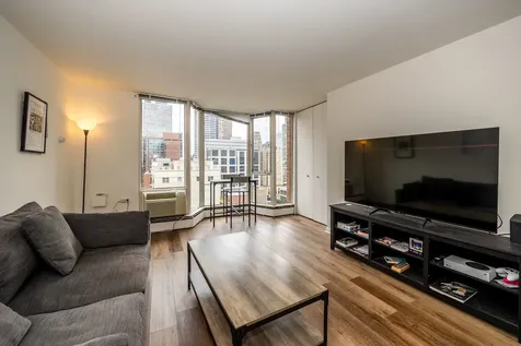 55 West Chestnut Street Chicago IL 60610