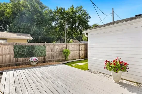 920 Fern Avenue St. Charles IL 60174