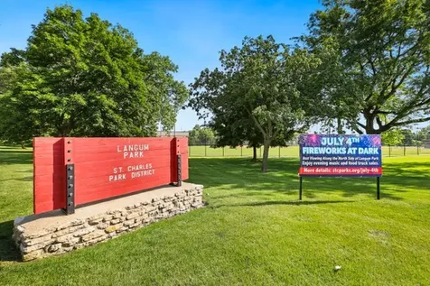 920 Fern Avenue St. Charles IL 60174