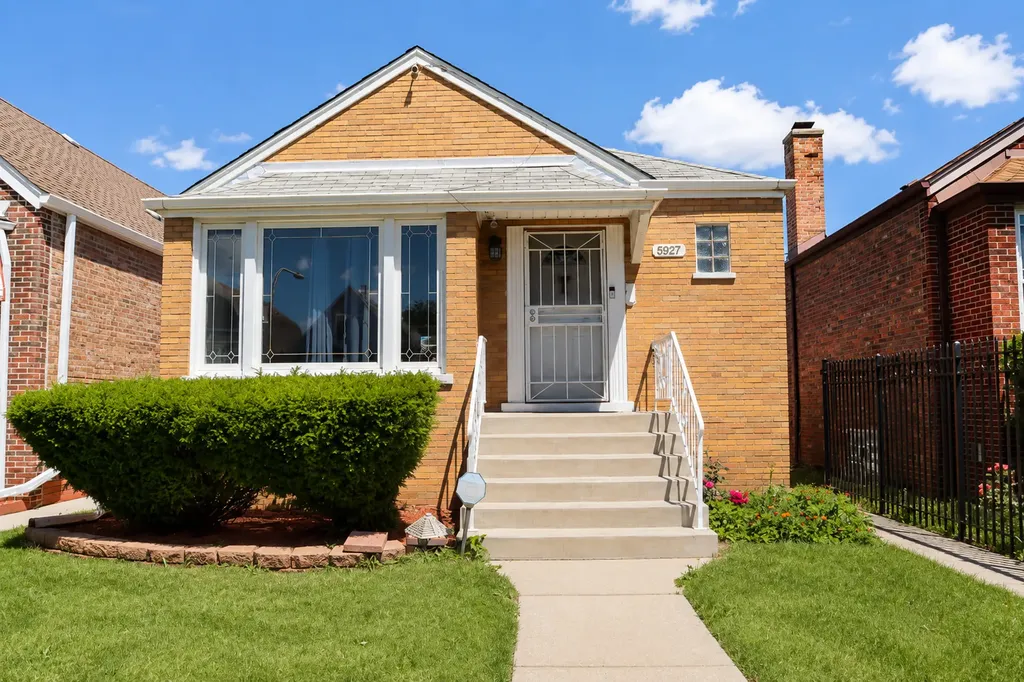 5927 South Kildare Avenue Chicago IL 60629