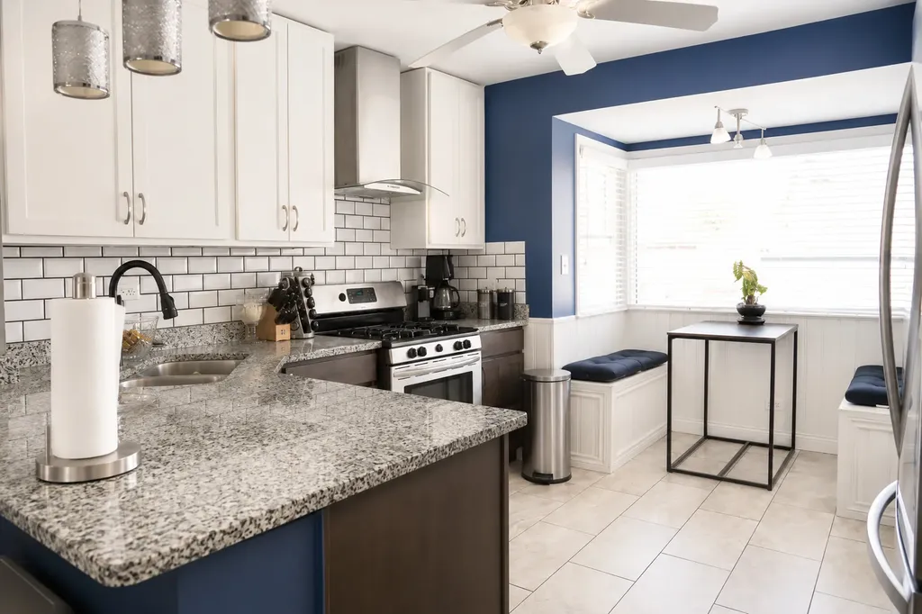5927 South Kildare Avenue Chicago IL 60629