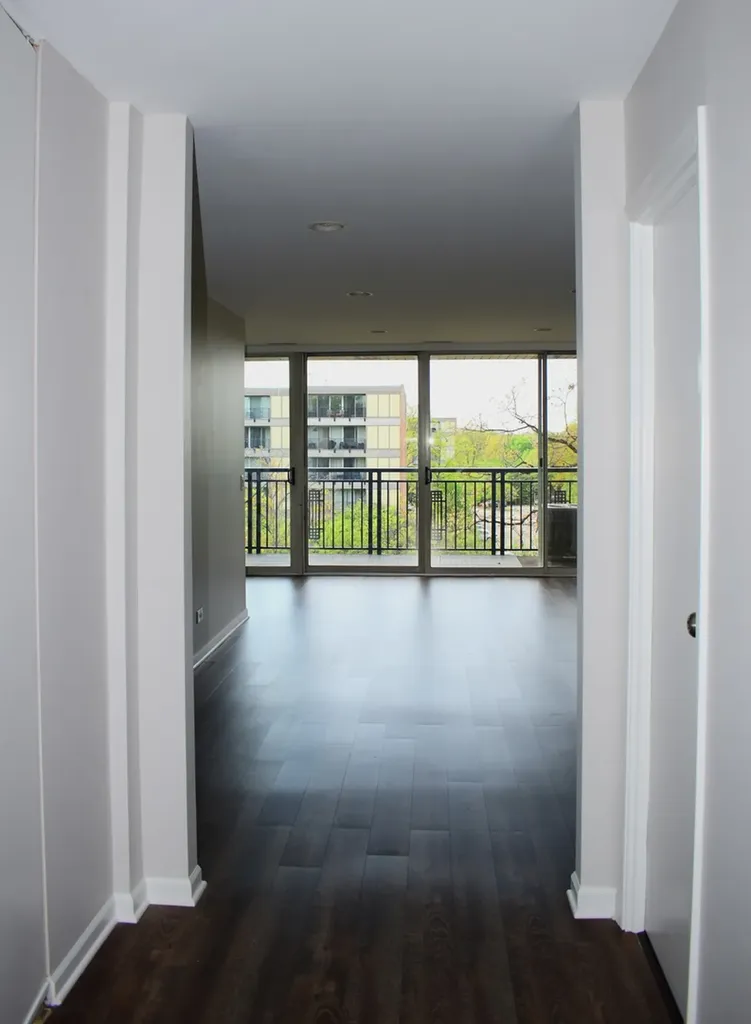 5950 Oakwood Drive Lisle IL 60532