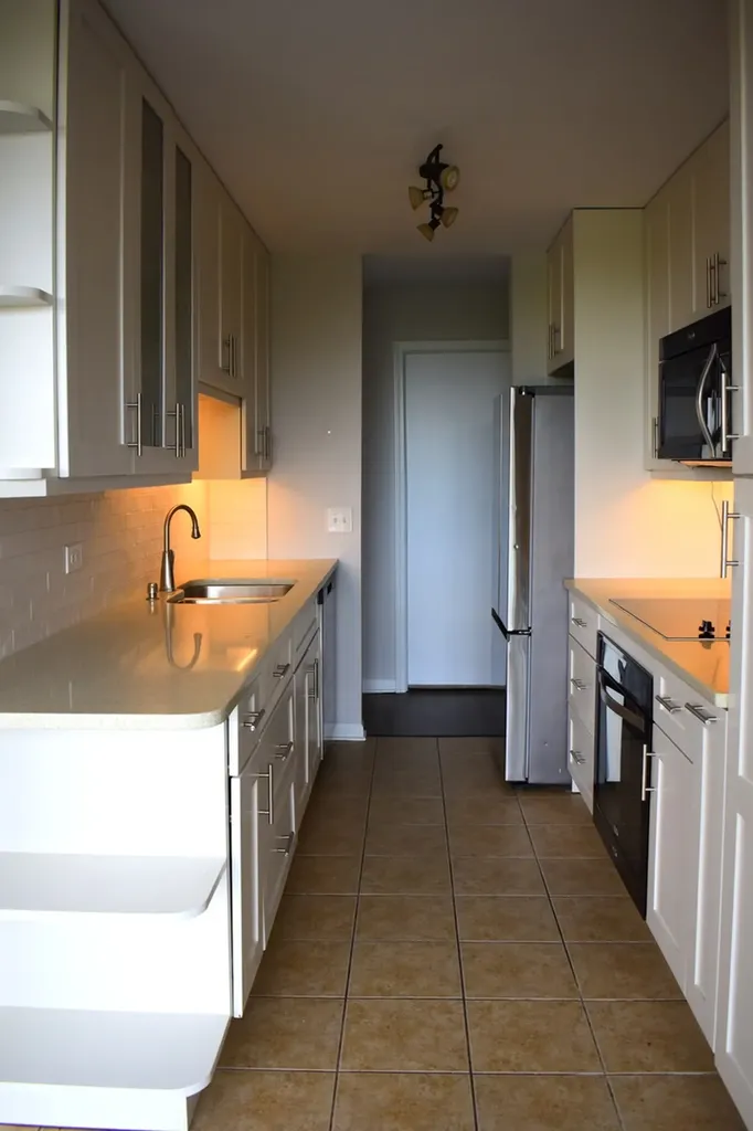 5950 Oakwood Drive Lisle IL 60532