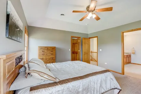 1807 Ballina Lane Mchenry IL 60050