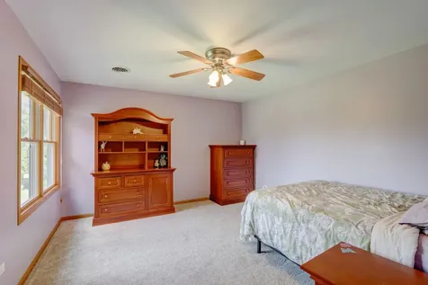 1807 Ballina Lane Mchenry IL 60050