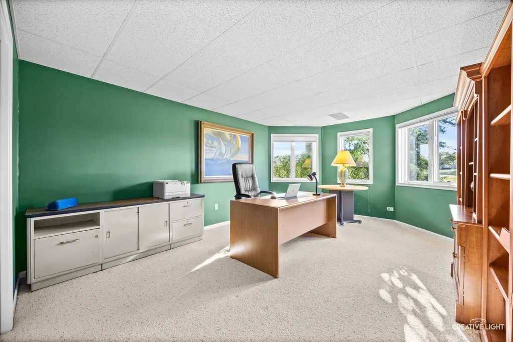 1096 Reddington Drive Aurora IL 60502