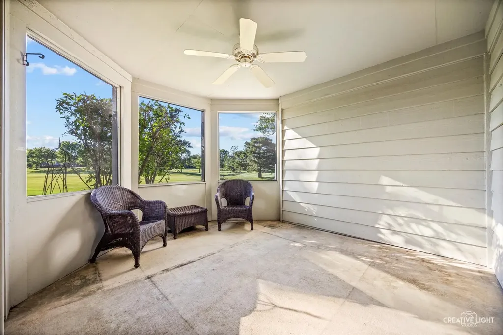 1096 Reddington Drive Aurora IL 60502