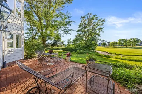 1096 Reddington Drive Aurora IL 60502