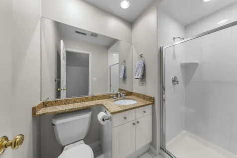 1306 West Fletcher Street Chicago IL 60657