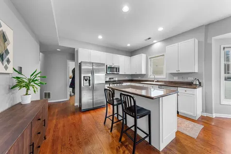 1306 West Fletcher Street Chicago IL 60657