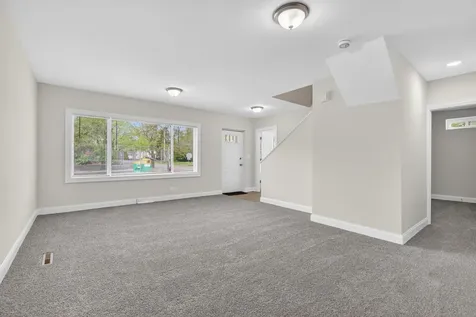 330 Harwood Street Joliet IL 60432