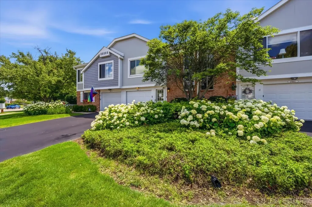 27W403 Melrose Lane Winfield IL 60190