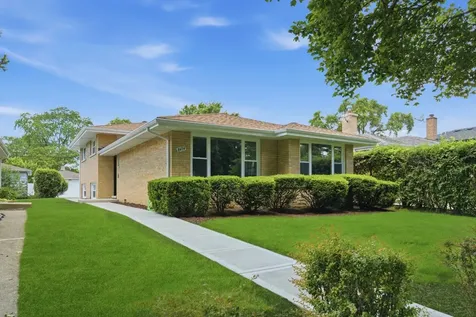 8434 Lawndale Avenue Skokie IL 60076