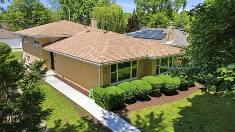 8434 Lawndale Avenue Skokie IL 60076