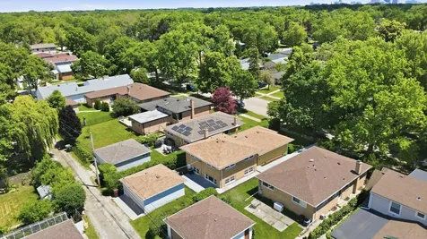 8434 Lawndale Avenue Skokie IL 60076