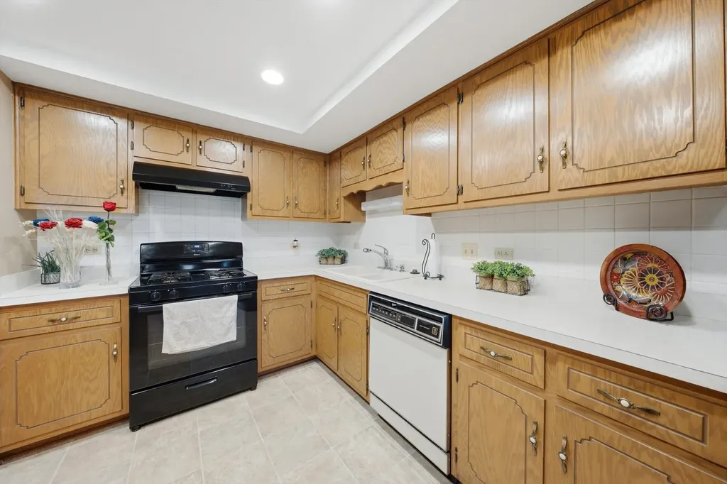 15712 Old Orchard Court Orland Park IL 60462