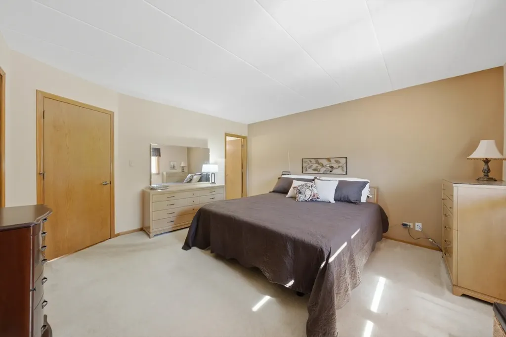 15712 Old Orchard Court Orland Park IL 60462