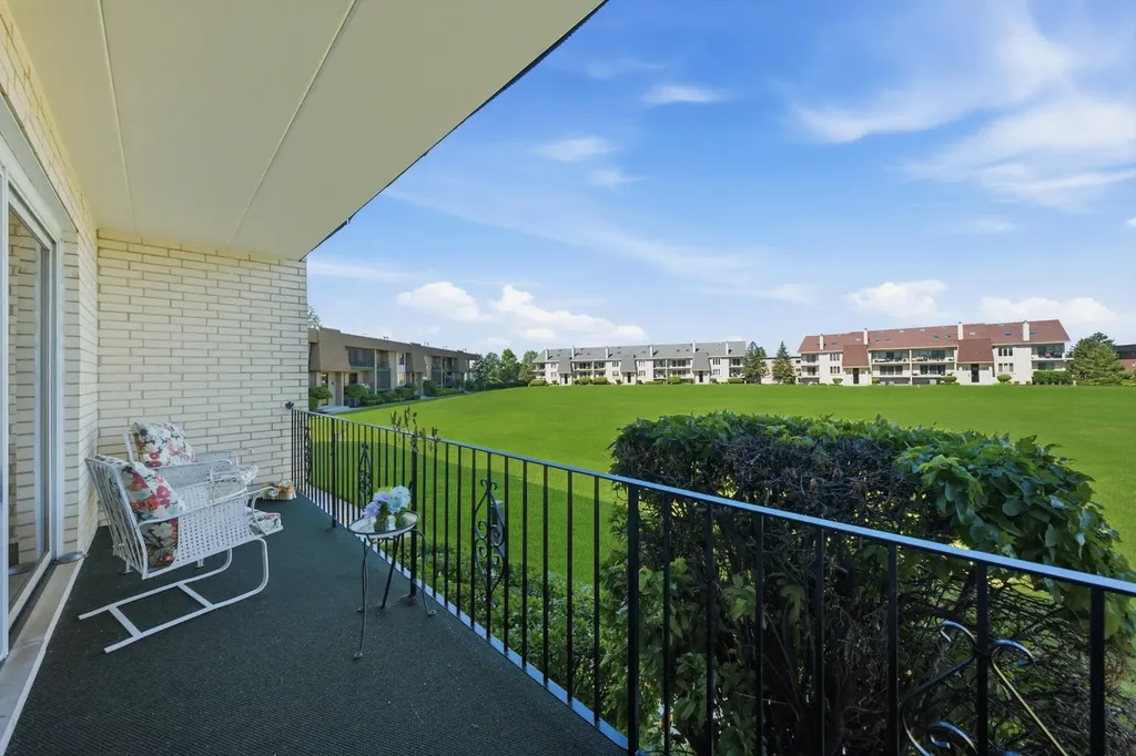 15712 Old Orchard Court Orland Park IL 60462