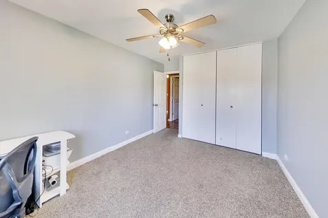 502 West Huntington Commons Road Mount Prospect IL 60056