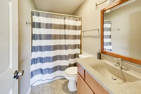 502 West Huntington Commons Road Mount Prospect IL 60056