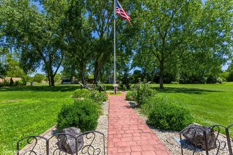 99 Lakeshore Drive Wilmington IL 60481