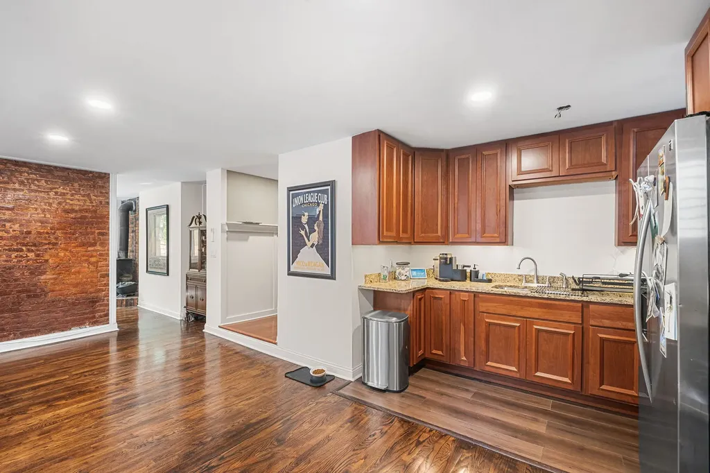 635 West Sheridan Road Chicago IL 60613