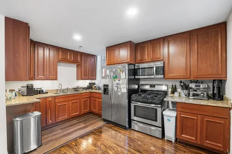 635 West Sheridan Road Chicago IL 60613