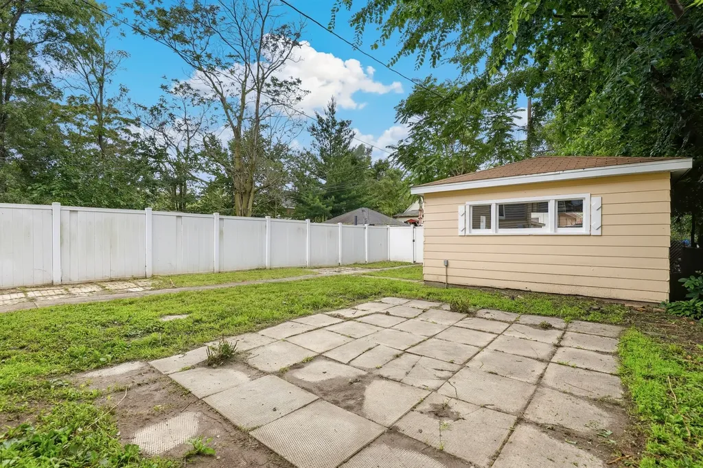 12242 South Normal Avenue Chicago IL 60628