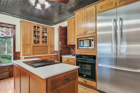 112 South Lake Street Grayslake IL 60030