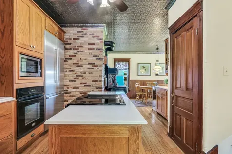 112 South Lake Street Grayslake IL 60030