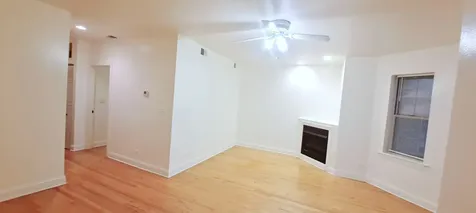 6452 North Bell Avenue Chicago IL 60645