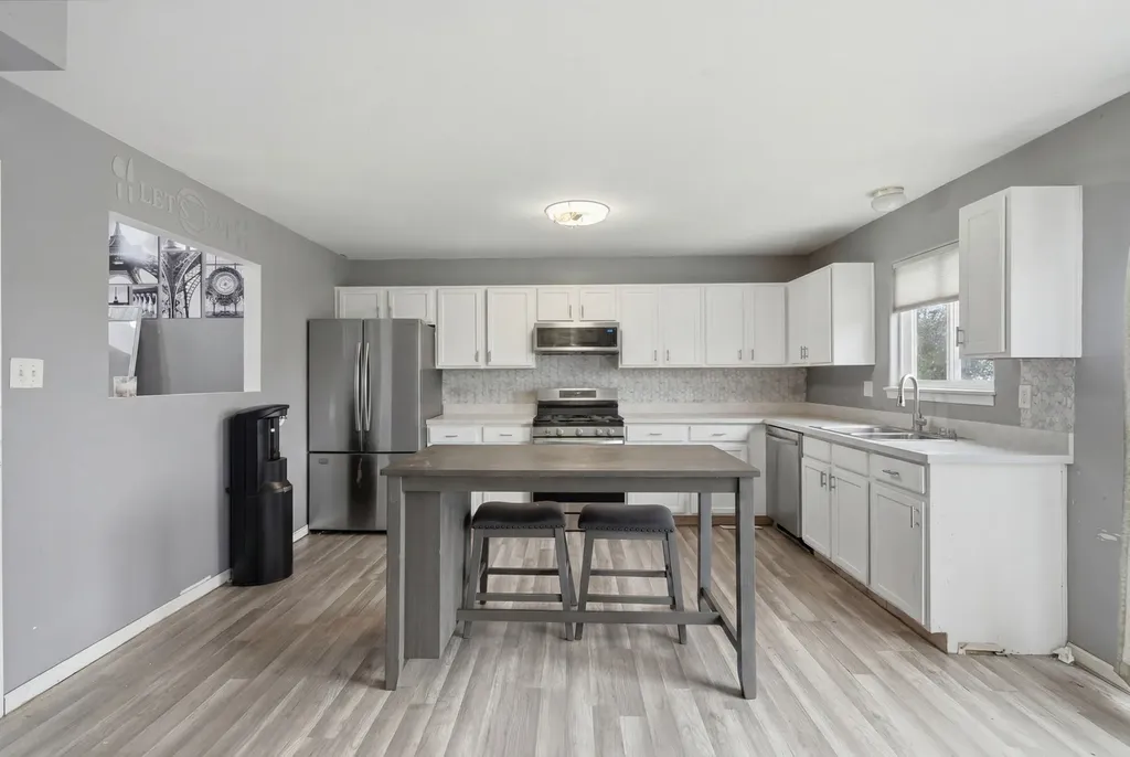 2018 Alpine Way Plainfield IL 60586