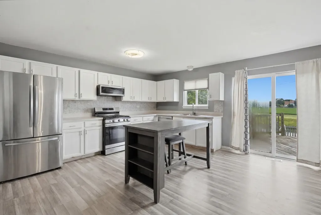 2018 Alpine Way Plainfield IL 60586