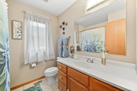8850 South Mozart Avenue Evergreen Park IL 60805