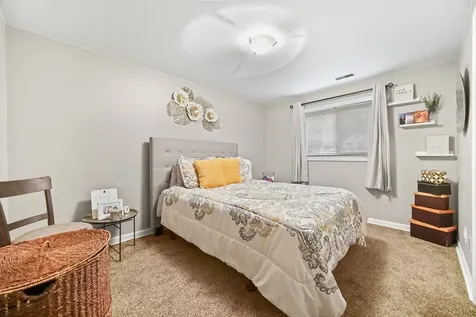 8850 South Mozart Avenue Evergreen Park IL 60805