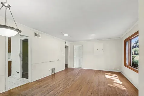 1424 Pine Grove Avenue Round Lake Beach IL 60073