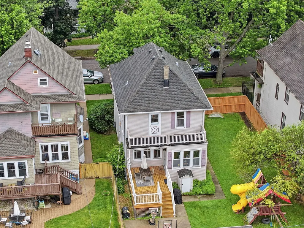 3808 North Ridgeway Avenue Chicago IL 60618