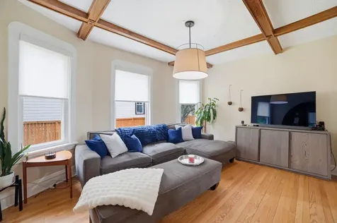 3808 North Ridgeway Avenue Chicago IL 60618