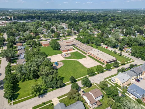 1300 Wolff Avenue Elgin IL 60123