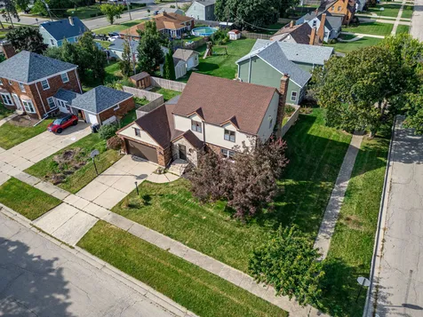 1300 Wolff Avenue Elgin IL 60123
