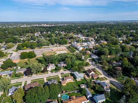 1300 Wolff Avenue Elgin IL 60123