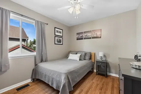 1464 Leeward Court Grayslake IL 60030