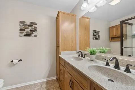 1464 Leeward Court Grayslake IL 60030