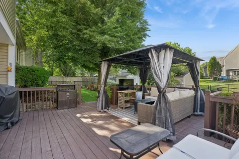 1464 Leeward Court Grayslake IL 60030