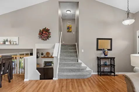 1464 Leeward Court Grayslake IL 60030