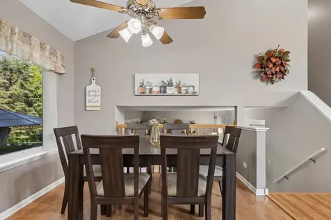 1464 Leeward Court Grayslake IL 60030