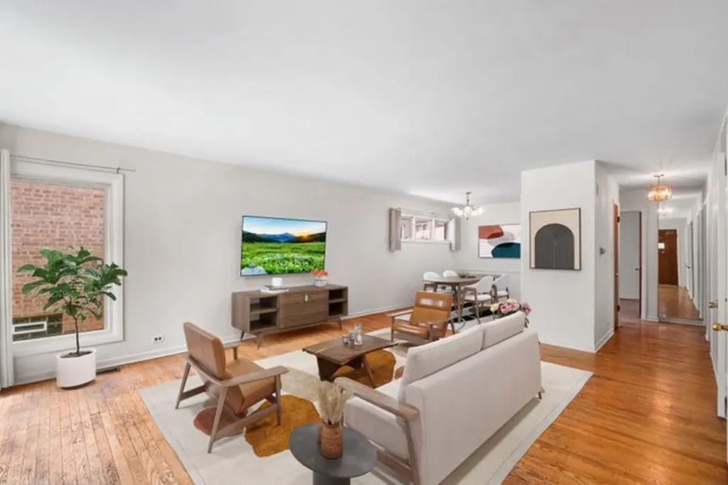 6209 North Caldwell Avenue Chicago IL 60646