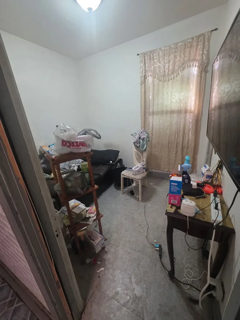 912 North Trumbull Avenue Chicago IL 60651